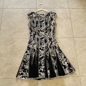 Tadashi Shoji mid length dress